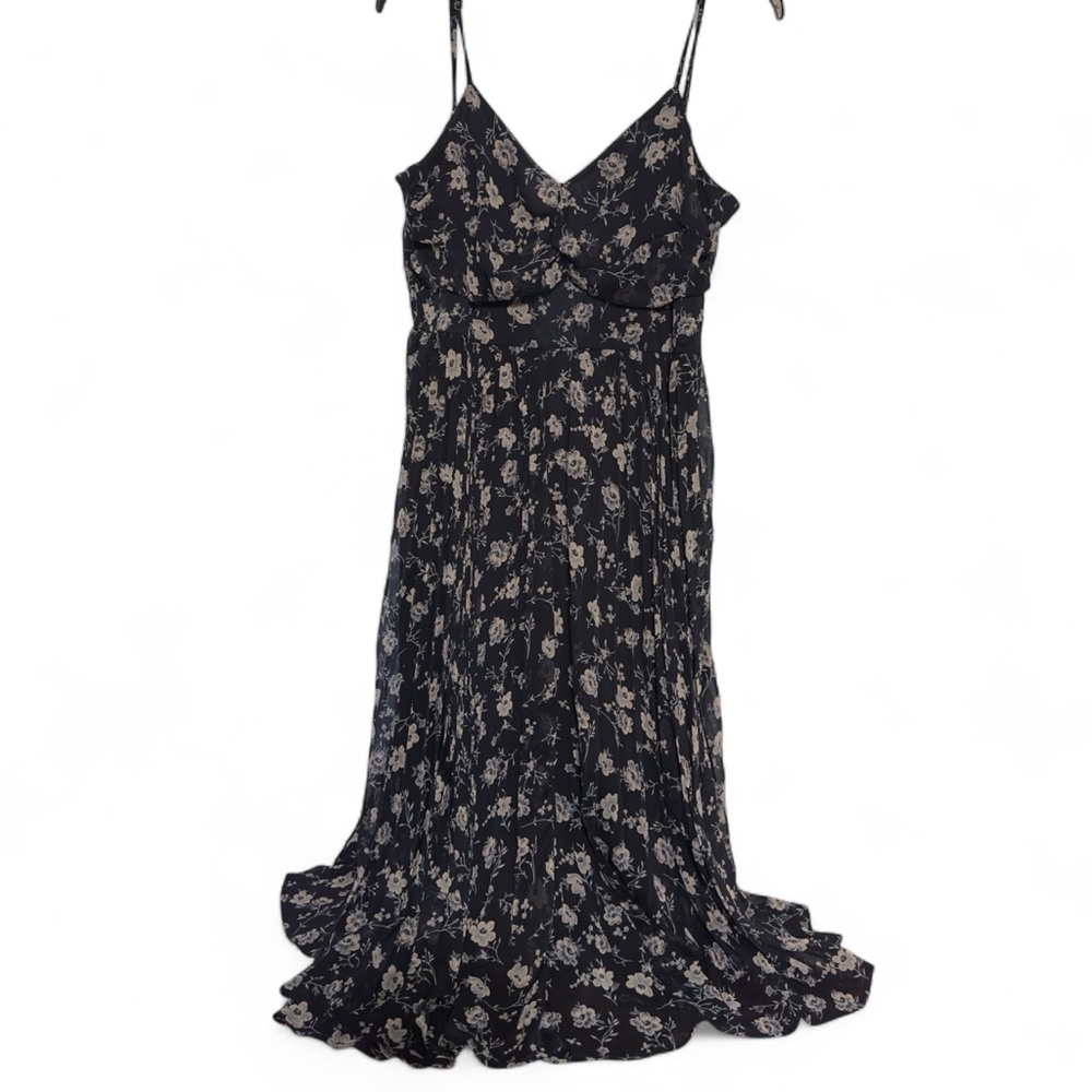 Francesca’s Woman’s Floral Dress New With Tags